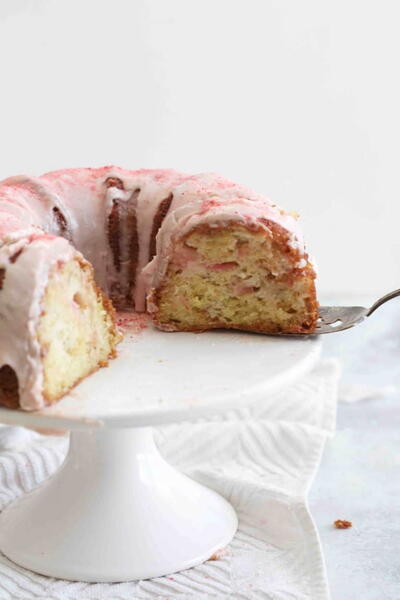 Lemon Rhubarb Bundt Cake Lemon Rhubarb Bundt Cake