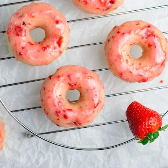 Baked Strawberry Donuts Baked Strawberry Donuts
