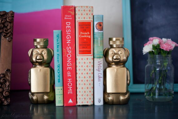 Simple DIY Bookends from Honey Bear Bottles Simple DIY Bookends from Honey Bear Bottles