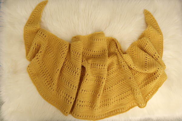 Missing Holiday Sun Shawl Missing Holiday Sun Shawl