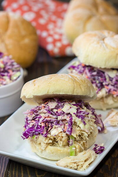 Carolina Style Bbq Shredded Chicken Sandwiches