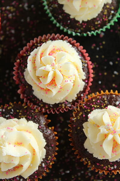 Marshmallow Buttercream Frosting With Marshmallows Marshmallow Buttercream Frosting With Marshmallows