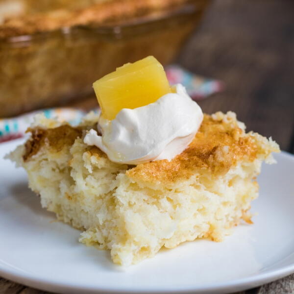 2-ingredient Pineapple Angel Food Cake 2-ingredient Pineapple Angel Food Cake