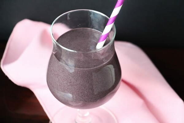 Delicious And Nutritious Blueberry Spinach Smoothie Delicious And Nutritious Blueberry Spinach Smoothie