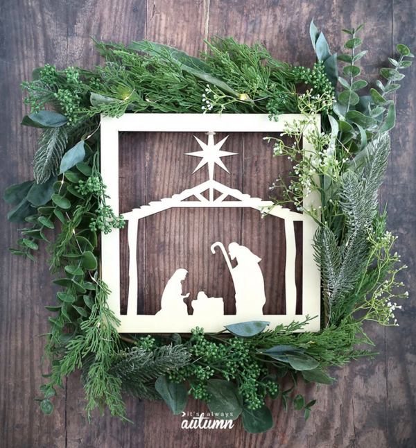 Elegant DIY Nativity Wreath Elegant DIY Nativity Wreath