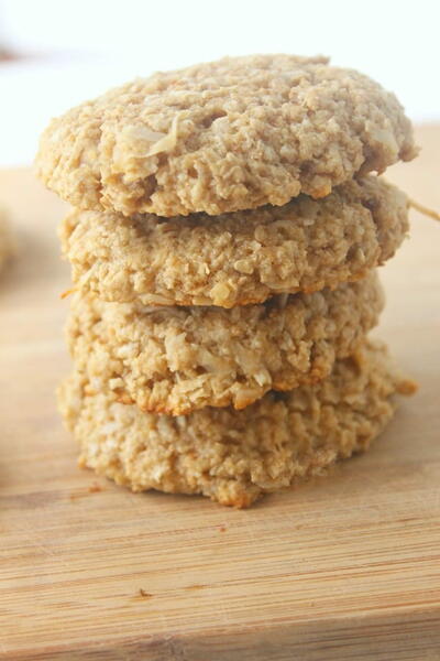 Coconut Oatmeal Protein Cookies Coconut Oatmeal Protein Cookies