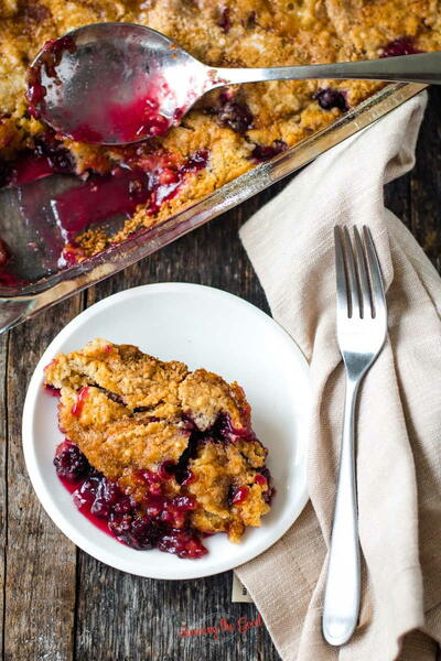 Blackberry Dump Cake Blackberry Dump Cake