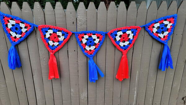 Patriotic Plarn Banner Patriotic Plarn Banner