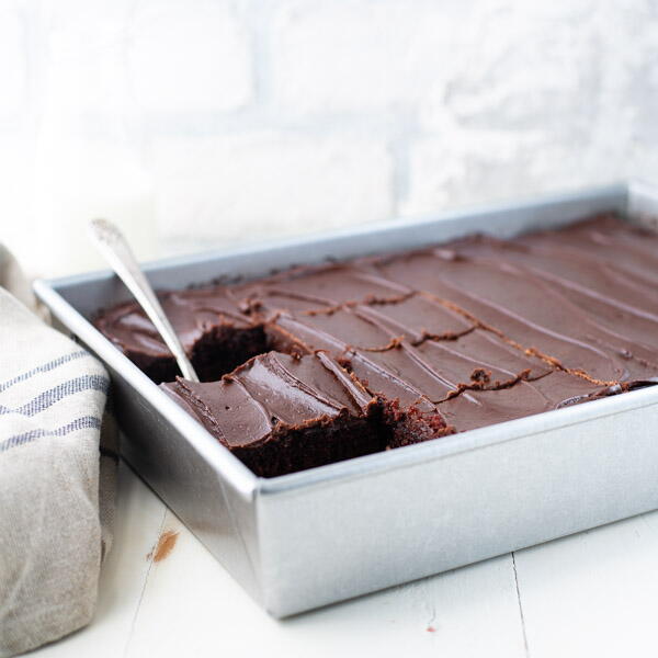 One Bowl Buttermilk Chocolate Cake One Bowl Buttermilk Chocolate Cake