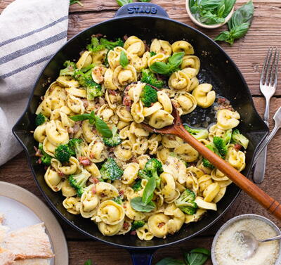 4-Ingredient Pesto Tortellini With Pancetta And Broccoli