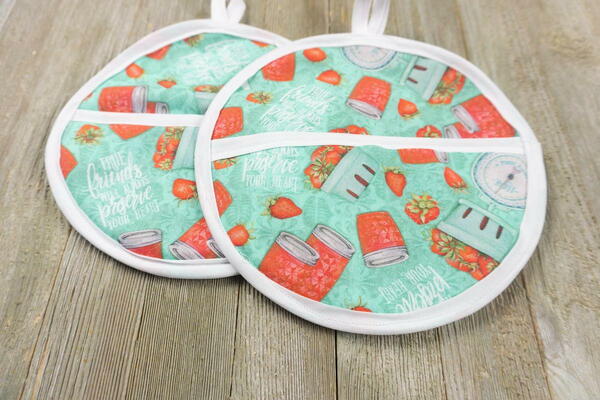 Easy Potholder With Pocket Easy Potholder With Pocket