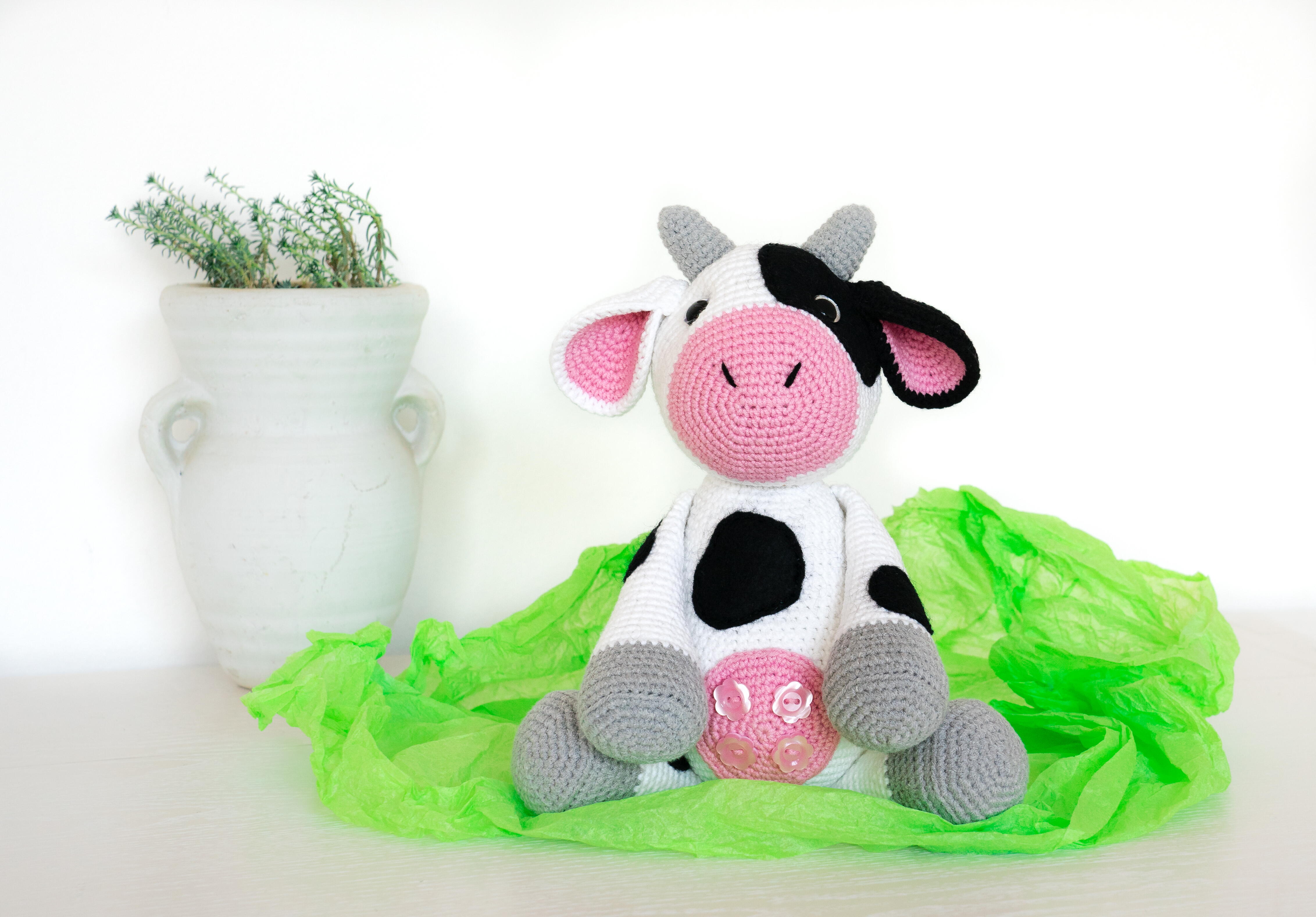 Free Amigurumi Cow Crochet Pattern | AllFreeCrochet.com
