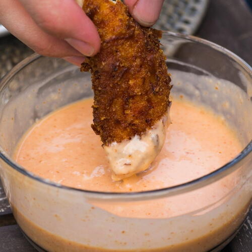 Sriracha Mayo Dipping Sauce Sriracha Mayo Dipping Sauce