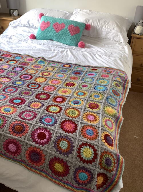 Starburst Granny Square Blanket Starburst Granny Square Blanket