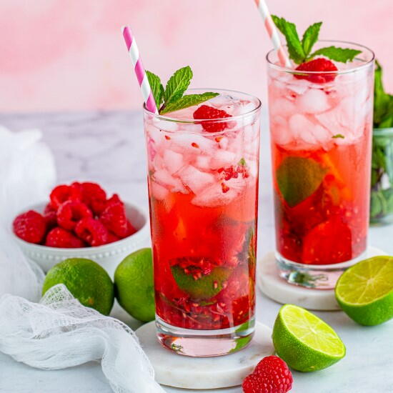 Fresh Raspberry Mojitos Fresh Raspberry Mojitos