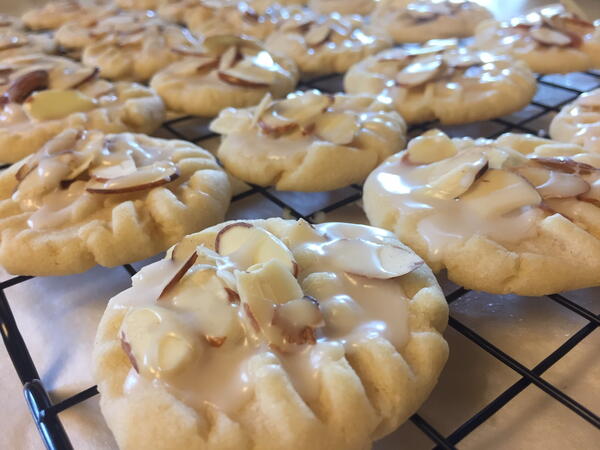 Almond Cookies Almond Cookies