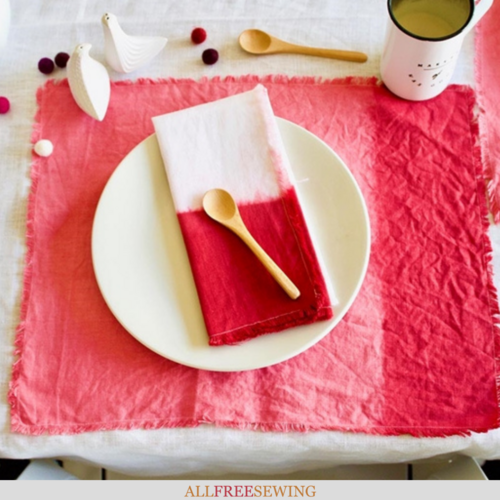 How to Dip Dye Napkins and Placemats How to Dip Dye Napkins and Placemats