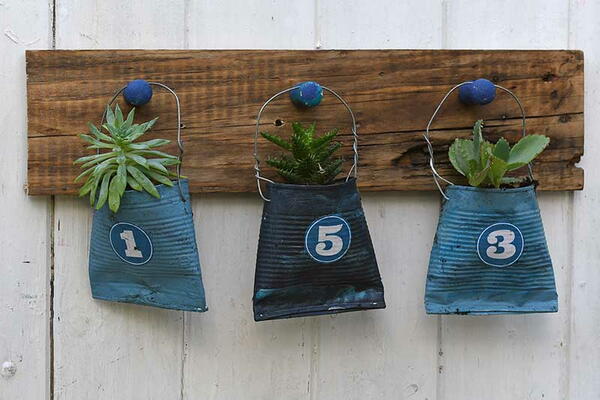 Hanging Tin Can House Number Display Hanging Tin Can House Number Display