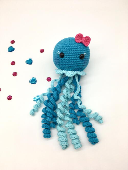 Free Amigurumi Jellyfish Crochet Pattern Free Amigurumi Jellyfish Crochet Pattern