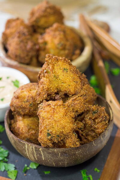 Crab Cake Hushpuppies