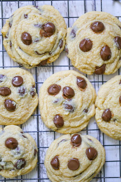 Home-made Chocolate Chip Pudding Cookies Home-made Chocolate Chip Pudding Cookies