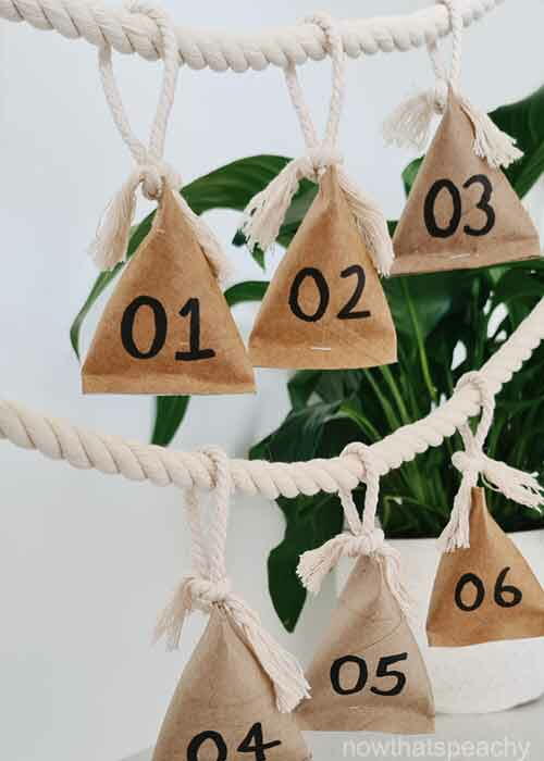 How To Make Advent Calendar Boxes With Recycled Toilet Paper Rolls How To Make Advent Calendar Boxes With Recycled Toilet Paper Rolls