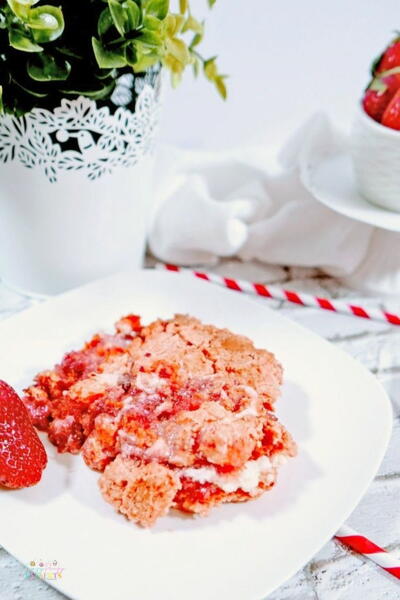 Strawberry Dump Cake Strawberry Dump Cake