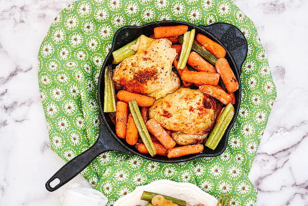 Easy Cast Iron Skillet Buffalo Ranch Chicken Easy Cast Iron Skillet Buffalo Ranch Chicken