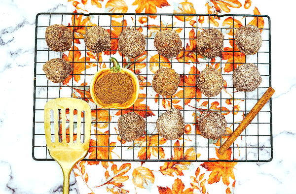 Air Fryer Pumpkin Spice Donut Holes Air Fryer Pumpkin Spice Donut Holes