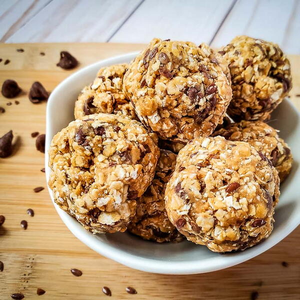 Peanut Butter Oatmeal Balls Peanut Butter Oatmeal Balls