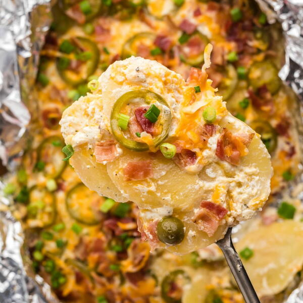 Cheesy Jalapeno Foil Packet Potatoes Cheesy Jalapeno Foil Packet Potatoes