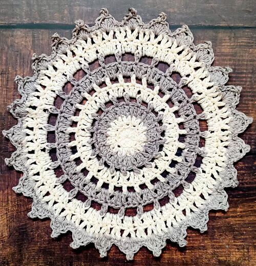 Two Shades Ombre Crochet Doily Two Shades Ombre Crochet Doily