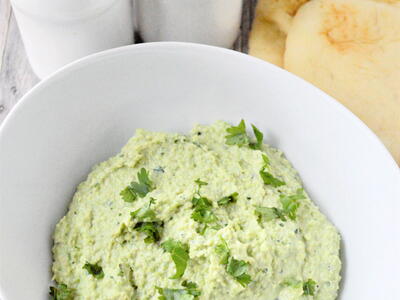 Absolutely Amazing Edamame Hummus – Without Chickpeas!