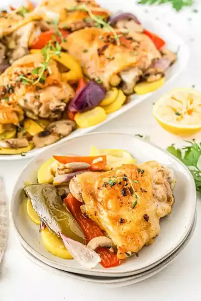 Easy Baked Chicken Thighs With Vegetables