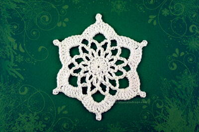 Quick And Easy Snowflake Ornament