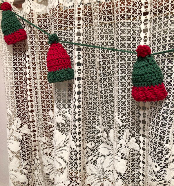 Miniature Christmas Crochet Hat Miniature Christmas Crochet Hat