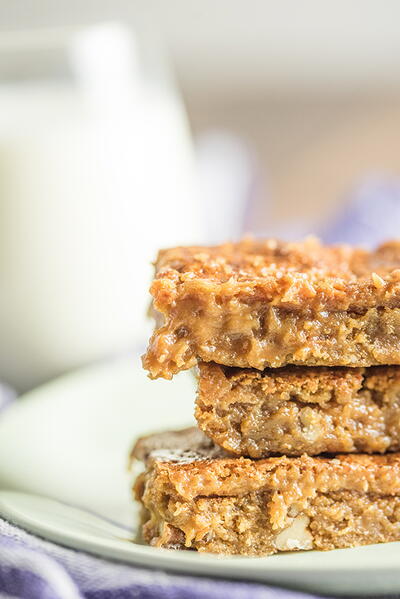 Carmel Pecan Bars Carmel Pecan Bars