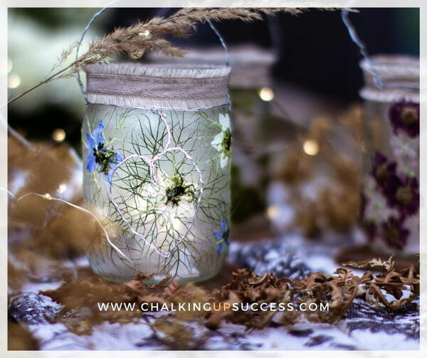 Pretty Glass Jar Lanterns With Pressed Flowers Pretty Glass Jar Lanterns With Pressed Flowers