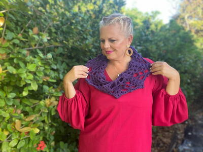 Phyllis Easy Crochet Cowl