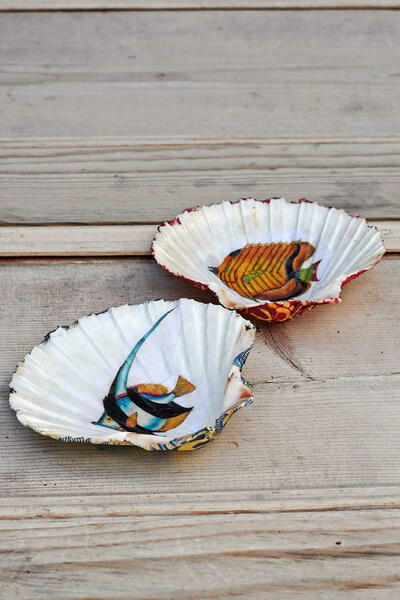 Decoupage Shell Gift Idea Decoupage Shell Gift Idea