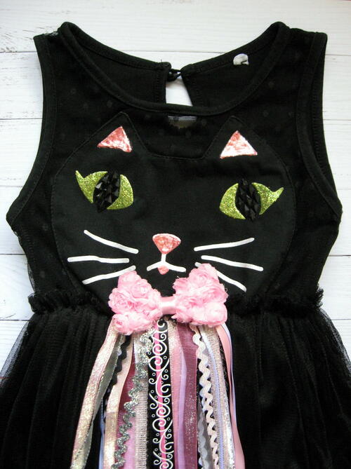 Embellish A Cute Black Cat Costume Embellish A Cute Black Cat Costume
