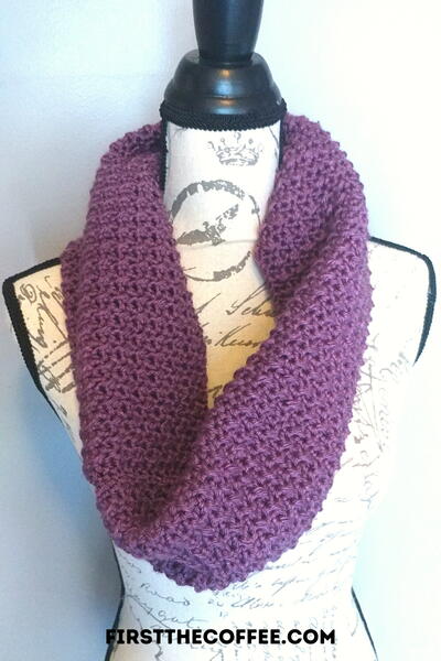 Even Moss Stitch Crochet Infinity Scarf Pattern Even Moss Stitch Crochet Infinity Scarf Pattern
