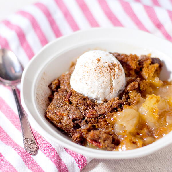 Gingerbread Apple Cobbler Gingerbread Apple Cobbler