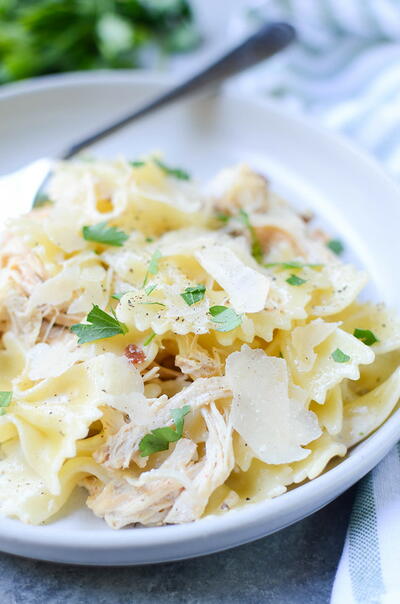 Garlic Chicken Farfalle Garlic Chicken Farfalle