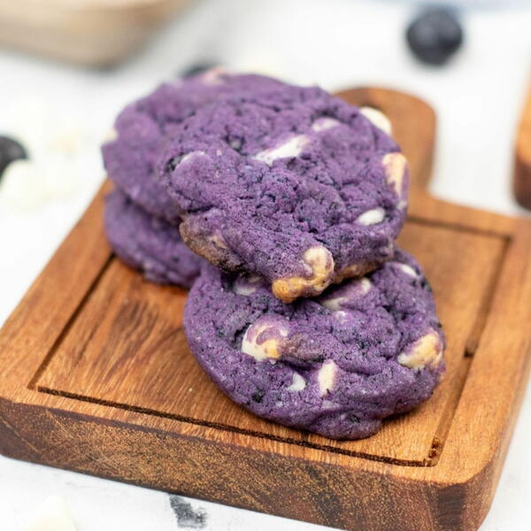 Blueberry White Chocolate Cookies Blueberry White Chocolate Cookies