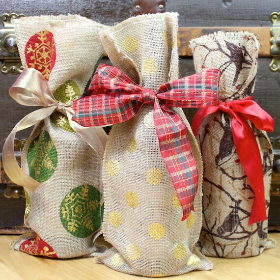 Happy Holidays DIY Wine Bag Happy Holidays DIY Wine Bag