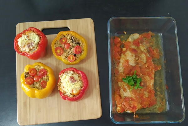 Quinoa Stuffed Capsicum & Baked Tomato Fish For A Gluten-free Feast