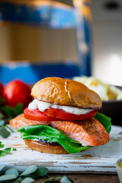 Easy Weeknight Salmon Sandwich Easy Weeknight Salmon Sandwich