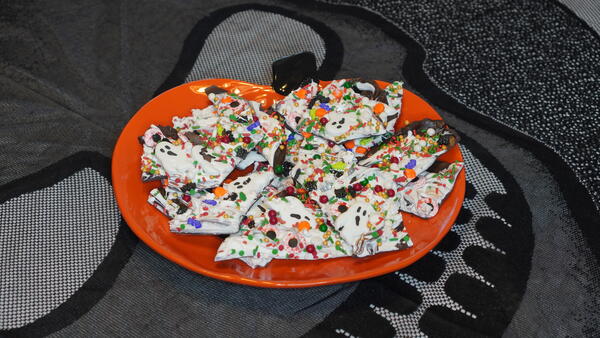 Halloween Bark Halloween Bark