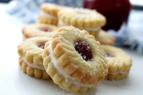 Strawberry Butter Cookies Strawberry Butter Cookies
